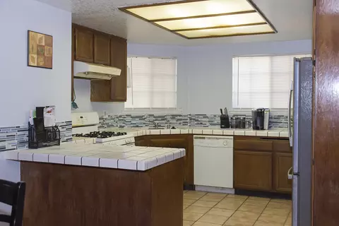 1520 Avenue J2 E, Lancaster, CA 93535 photo 10