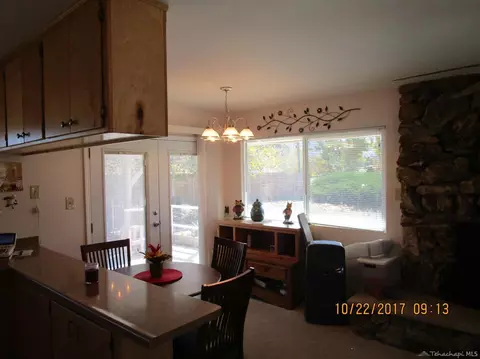 28961 Birkdale Ct, Tehachapi, CA 93561 photo 11