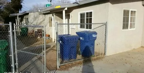 45421 Cedar Ave, Lancaster, CA 93534 photo 2