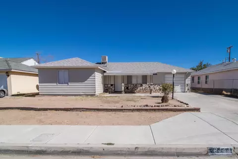 38744 32nd St E, Palmdale, CA 93550 photo 1