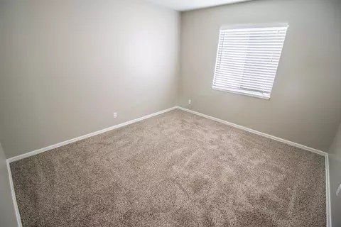 38744 32nd St E, Palmdale, CA 93550 photo 9