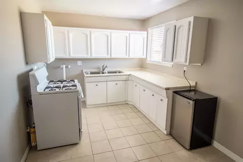 38744 32nd St E, Palmdale, CA 93550 photo 5