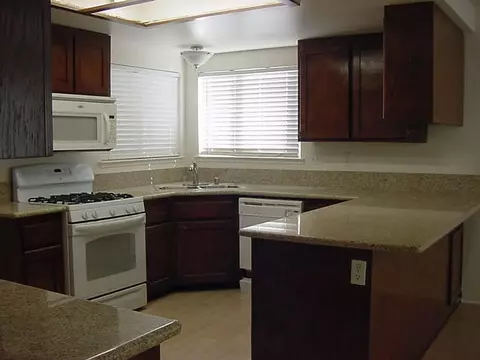 44605 Foxboro Ct, Lancaster, CA 93535 photo 5