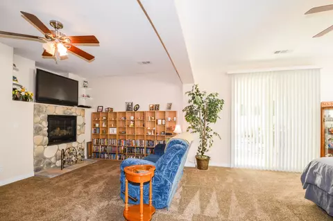 43711 Elena St, Lancaster, CA 93536 photo 16
