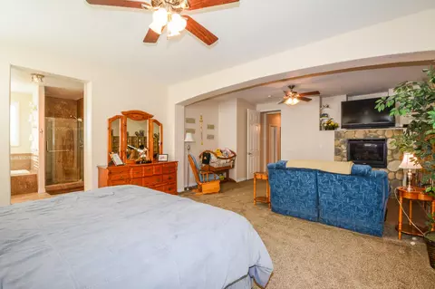 43711 Elena St, Lancaster, CA 93536 photo 14