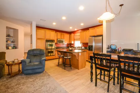 43711 Elena St, Lancaster, CA 93536 photo 11
