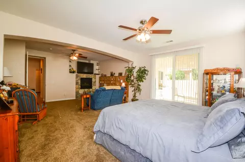 43711 Elena St, Lancaster, CA 93536 photo 15
