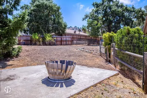 18000 Hambletonian Dr, Tehachapi, CA 93561 photo 6