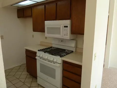 1424 W Avenue H8, Lancaster, CA 93534 photo 3