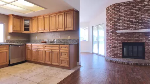 710 E Avenue J10, Lancaster, CA 93535 photo 7