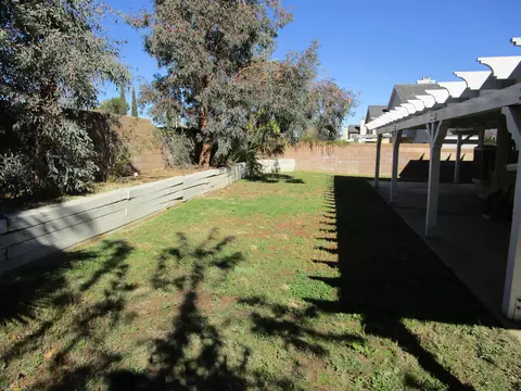 37629 Lilacview Ave, Palmdale, CA 93550 photo 14