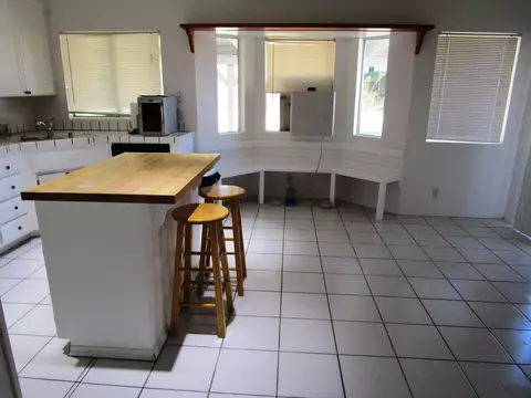 37629 Lilacview Ave, Palmdale, CA 93550 photo 4