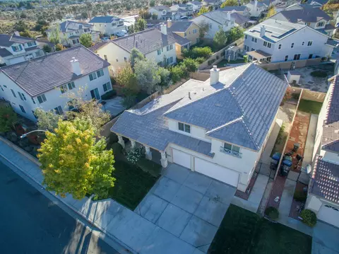 43631 Windrose Pl, Lancaster, CA 93536 photo 2
