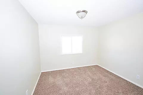 1700 Fall Ct, Rosamond, CA 93560 photo 15