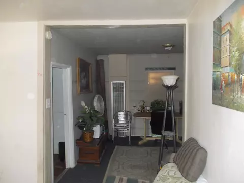 45128 Cedar Ave, Lancaster, CA 93534 photo 3