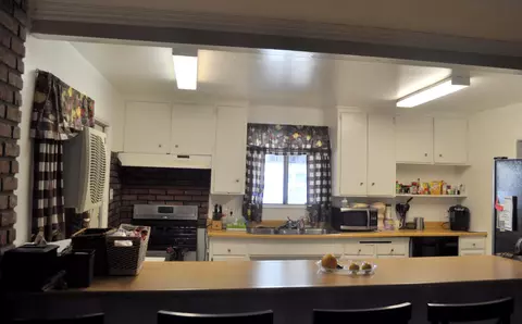 43909 2nd St E, Lancaster, CA 93535 photo 2
