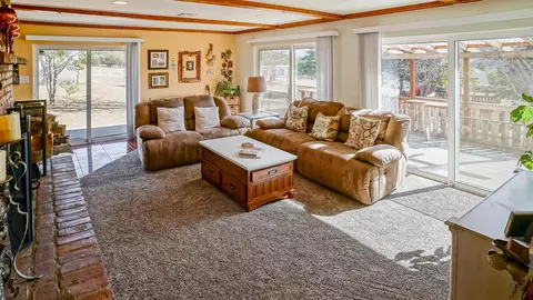 3256 Rolandee St, Acton, CA 93510 photo 4