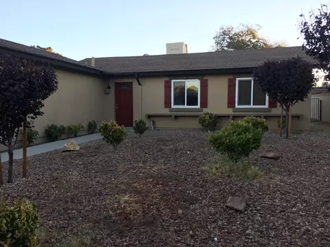 43340 Echard Ave, Lancaster, CA 93536 photo 2