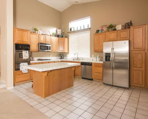 43323 Sawgrass Ln, Lancaster, CA 93536 photo 4
