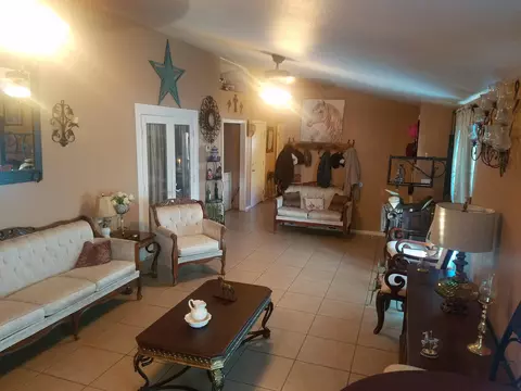 40973 E 163rd St, Lancaster, CA 93535 photo 3