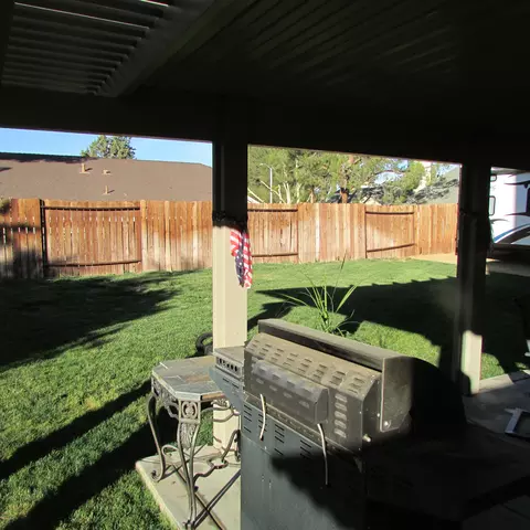 3831 Balmont St, Lancaster, CA 93536 photo 32