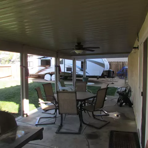 3831 Balmont St, Lancaster, CA 93536 photo 31