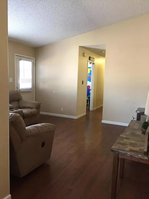 37165 E 29th Pl, Palmdale, CA 93550 photo 5