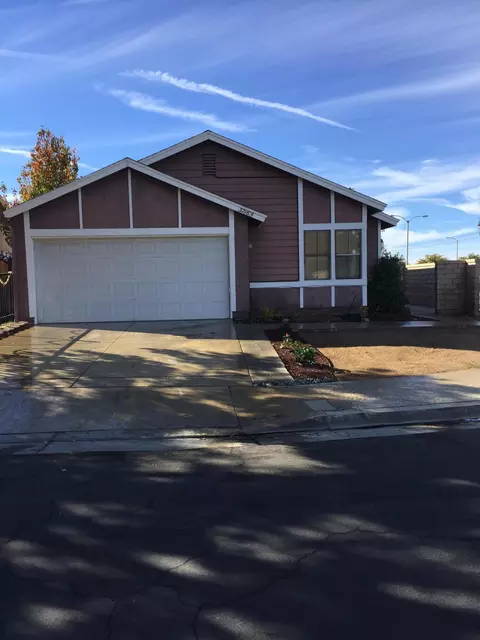 37165 E 29th Pl, Palmdale, CA 93550 photo 1