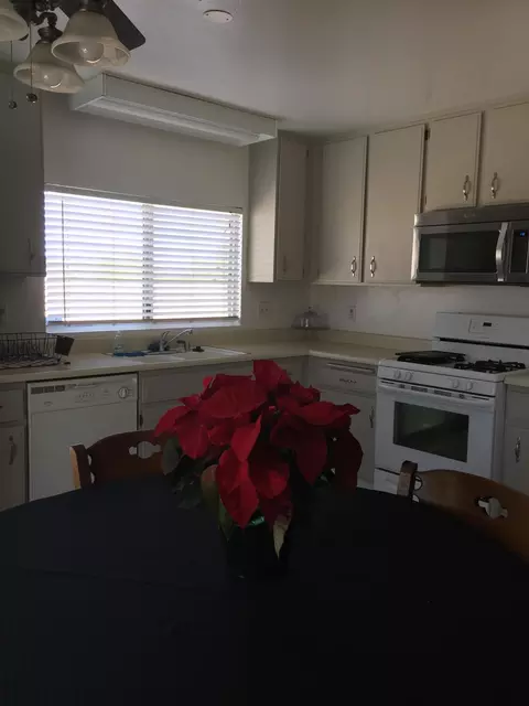 37165 E 29th Pl, Palmdale, CA 93550 photo 8