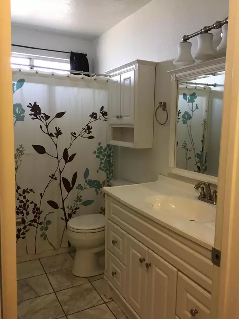 37165 E 29th Pl, Palmdale, CA 93550 photo 9