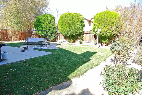 645 E Kettering St, Lancaster, CA 93535 photo 18