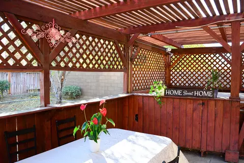 1532 E Kettering St, Lancaster, CA 93535 photo 13