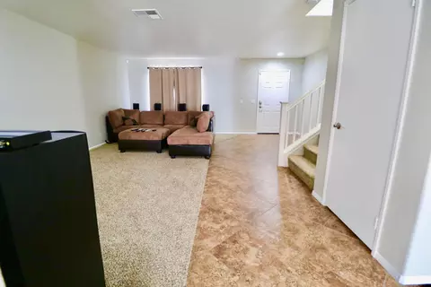 45652 Trafalgar Dr, Lancaster, CA 93534 photo 4