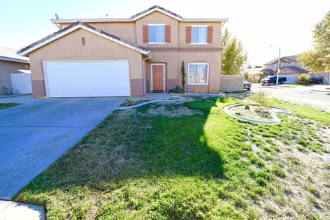 45652 Trafalgar Dr, Lancaster, CA 93534 photo 1