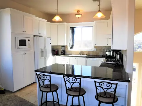 23009 Monroe Ln, Tehachapi, CA 93561 photo 4