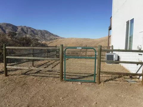23009 Monroe Ln, Tehachapi, CA 93561 photo 18