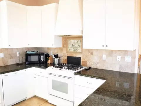23009 Monroe Ln, Tehachapi, CA 93561 photo 5