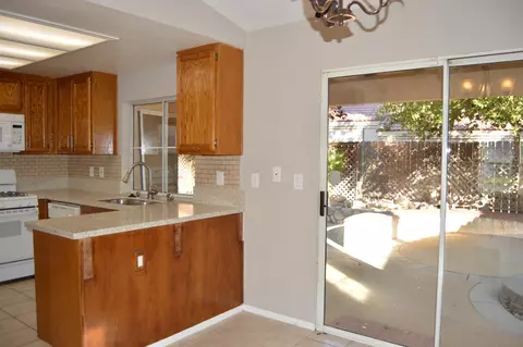 40214 Cantara Dr, Palmdale, CA 93550 photo 6