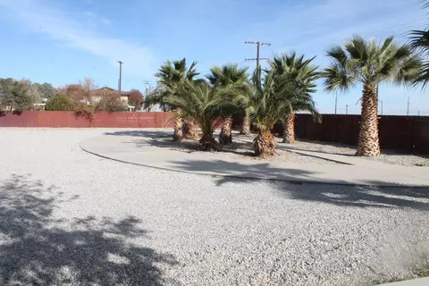 38705 15th St E, Palmdale, CA 93550 photo 31