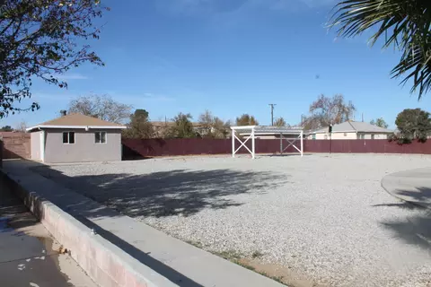 38705 15th St E, Palmdale, CA 93550 photo 24
