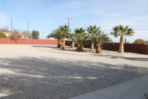 38705 15th St E, Palmdale, CA 93550 photo 23