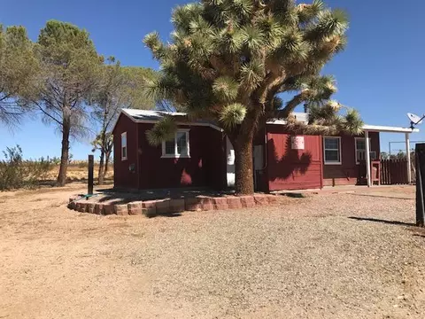 20219 E Avenue J8, Lancaster, CA 93535 photo 2