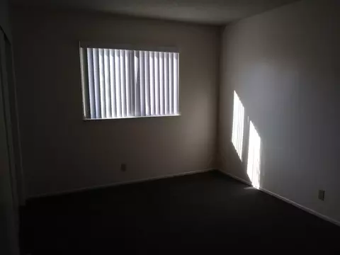 2754 E Lingard St, Lancaster, CA 93535 photo 10