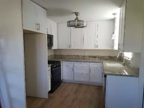 15836 Rexroth St, Mojave, CA 93501 photo 5