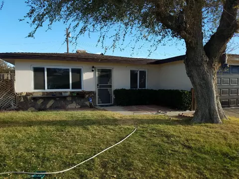 15836 Rexroth St, Mojave, CA 93501 photo 1