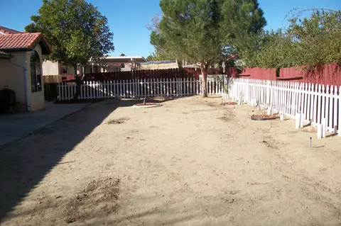 1035 E Justin Ct, Lancaster, CA 93535 photo 16