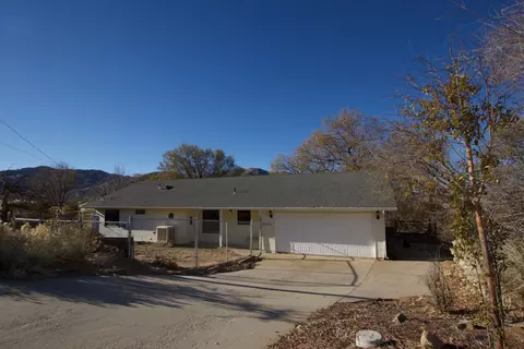 22461 Vaquero Dr, Tehachapi, CA 93561 photo 1