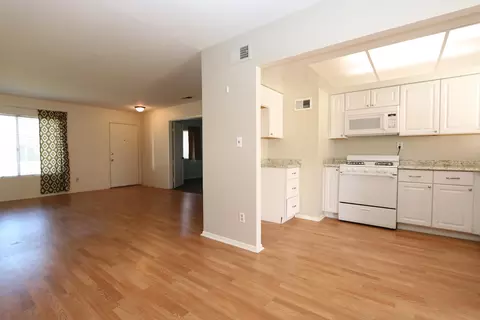43847 Lively Ave, Lancaster, CA 93536 photo 8