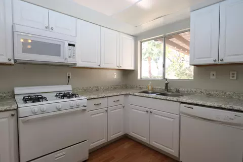 43847 Lively Ave, Lancaster, CA 93536 photo 5