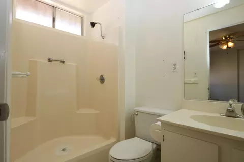 43847 Lively Ave, Lancaster, CA 93536 photo 13
